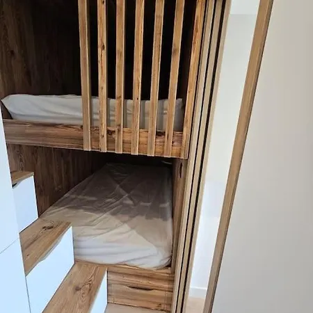 Nouveau - Premium Entierement Renove - 100m Alpe Express - Retour Aux Pieds Apartment *